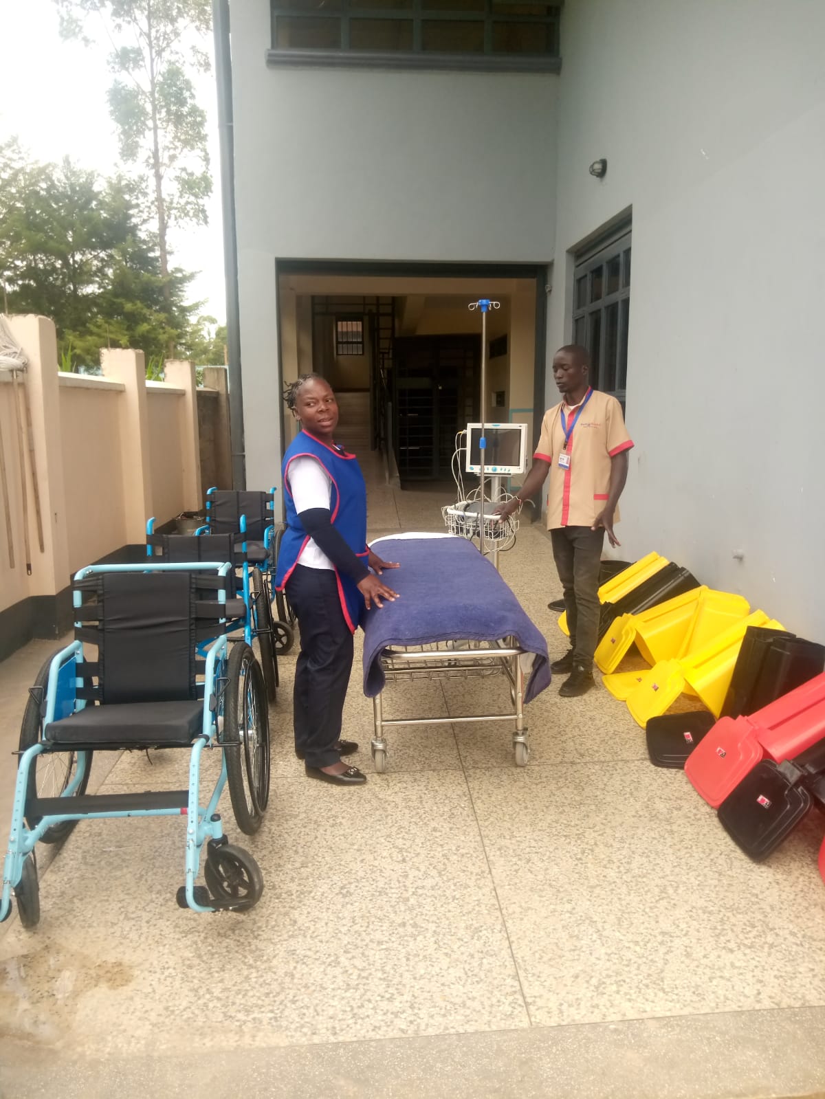 WhatsApp Image 2025-10-23 at 09.51.56 (1)